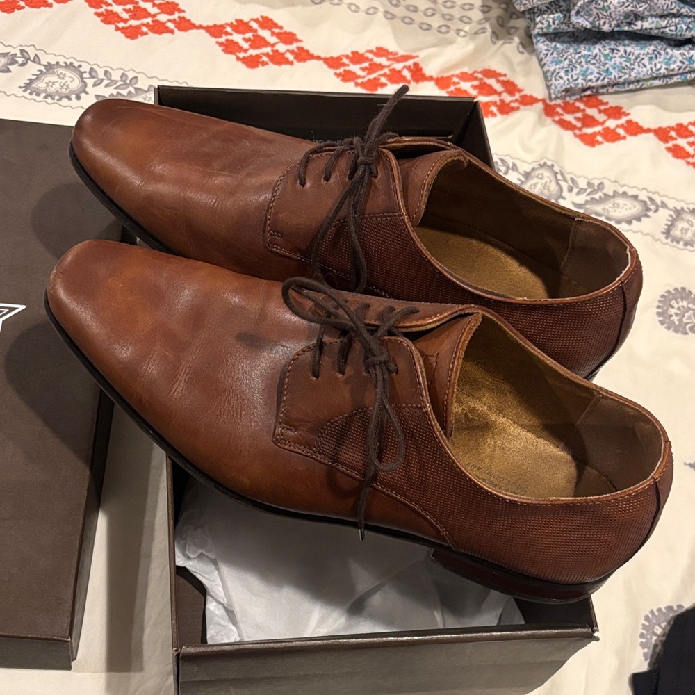 Florsheim Classic Brown Leather Oxfords